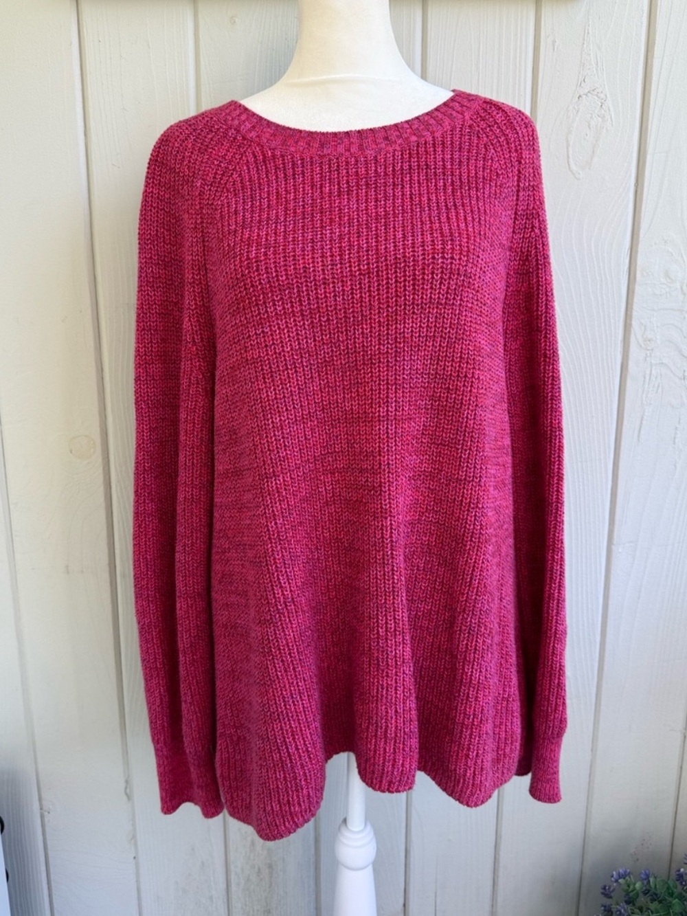 GAP Raspberry Crewneck Sweater - Picture 3 of 4